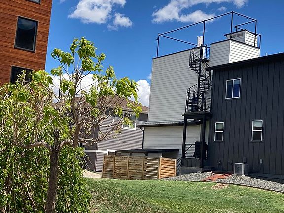 4th image of 232 Pascal St