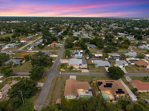 4th image of 3041 Nocturne Rd
