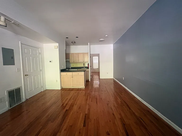 159 Sussex St #1 — Photo 5