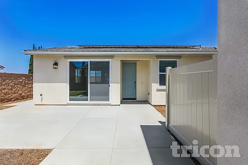 629 W Citron St #2 Photo 1