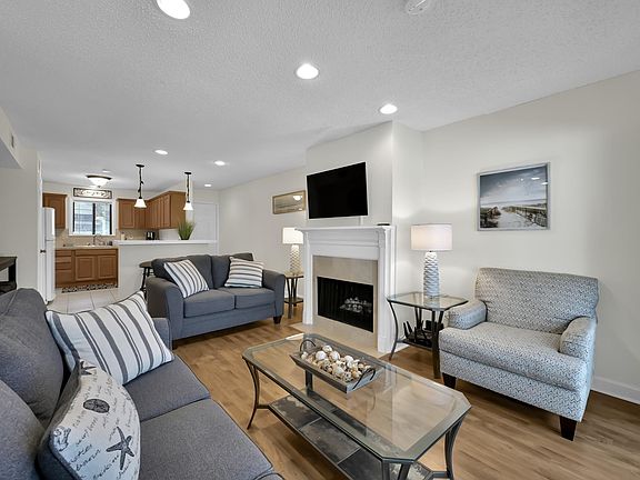 2nd image of 12100 Melville Dr APT 618