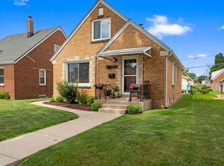 3607 S 16th St, Milwaukee, WI 53221