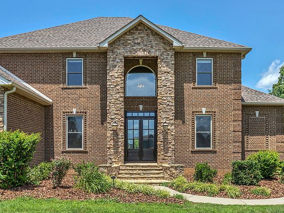 3rd image of 3699 Sweethome Rd