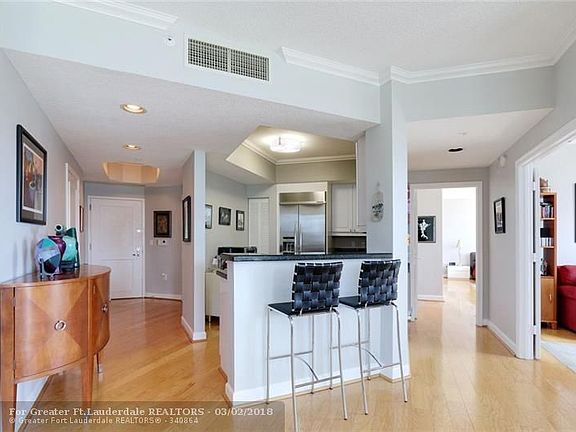 2nd image of 111 SE 8th Ave APT 706