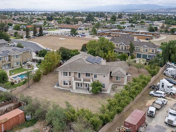 4th image of 4028 Mira Mesa Ave