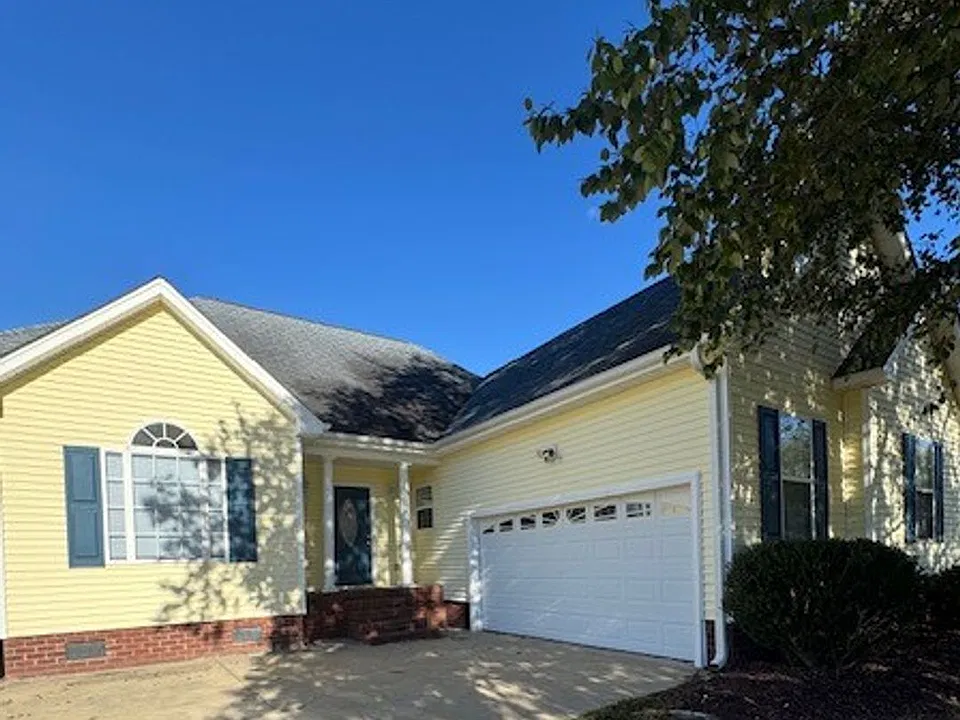 125 Willowbrook Dr