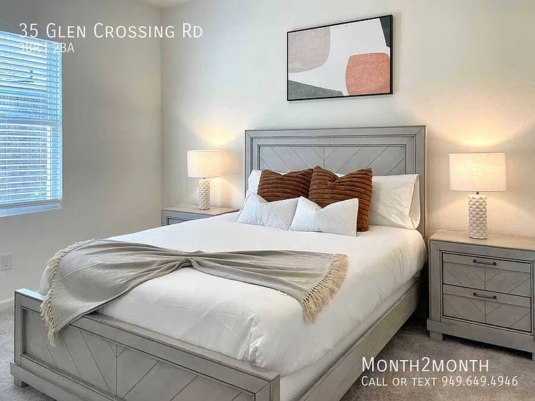 35 Glen Crossing Rd — Photo 15