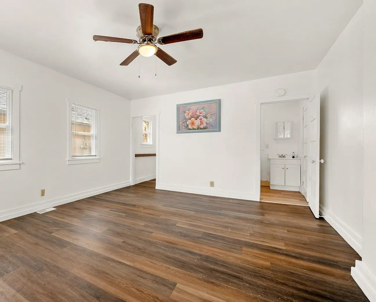 2 bed, 1200 sqft, $1,100 — Photo 3