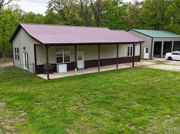 18958 Mystical Ln, Versailles, MO 65084