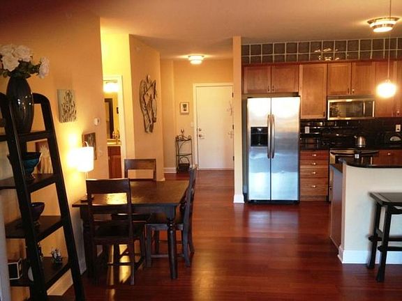 3rd image of 3251 Louisiana Ave S APT 113