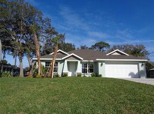951 Magellan Dr, Sarasota, FL 34243