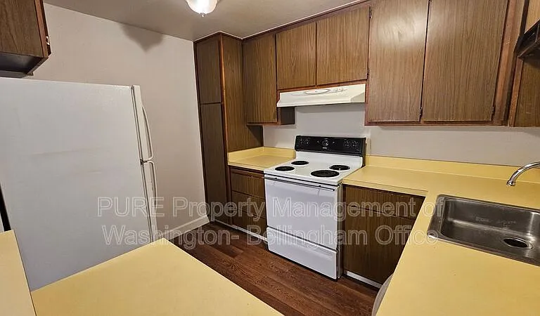 7709 Timber Hill Dr #A — Photo 3