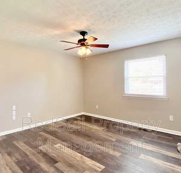 2 Still Harbor Ct — Photo 18