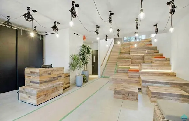 Rented by EXR | media 16