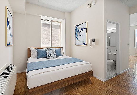 3rd image of 345 E 64th St APT 5A