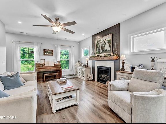 4th image of 7017 Remagen Ln