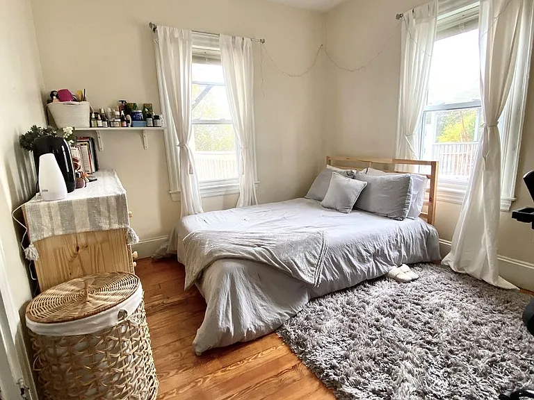 102 Line St #2 — Photo 21
