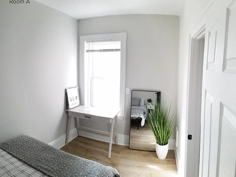 36 Beacon St #3 — Photo 11