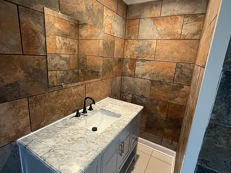 6379 Skyline Dr — Photo 12