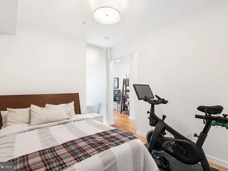 435 R St NW #205 — Photo 7