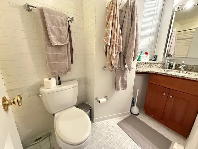 25 Charter St #3 — Photo 7