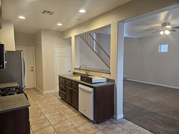 4th image of 9557 Madsen Glen Ct