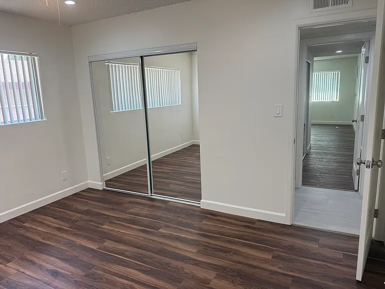 1320 S Del Mar Ave — Photo 34