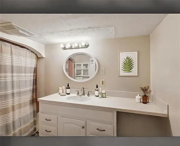 2320 Chartres St #B — Photo 5