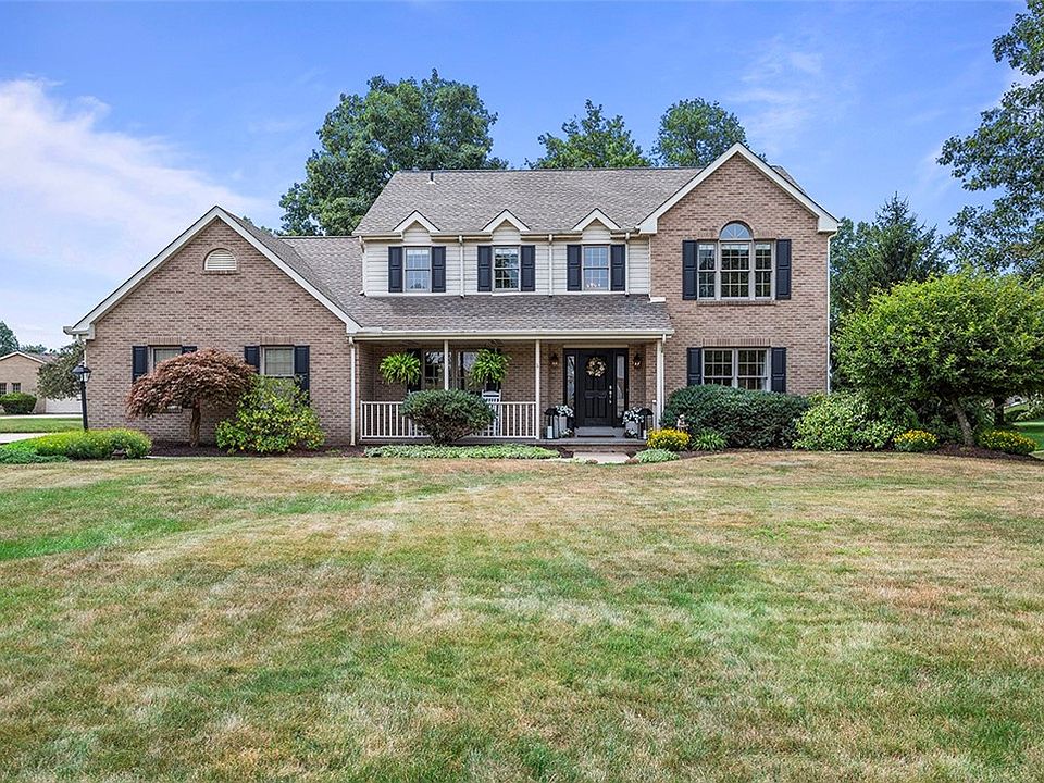 1st image of 200 Elmhurst Cir