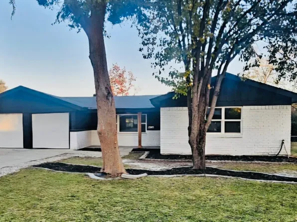 5000 Wyoming Trl, North Richland Hills, TX 76180