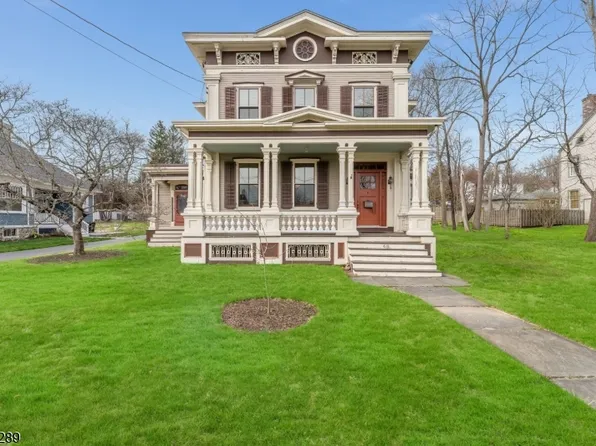 68 W Main St, Clinton Town, NJ 08809