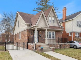 329 Eastlawn St, Detroit, MI 48215