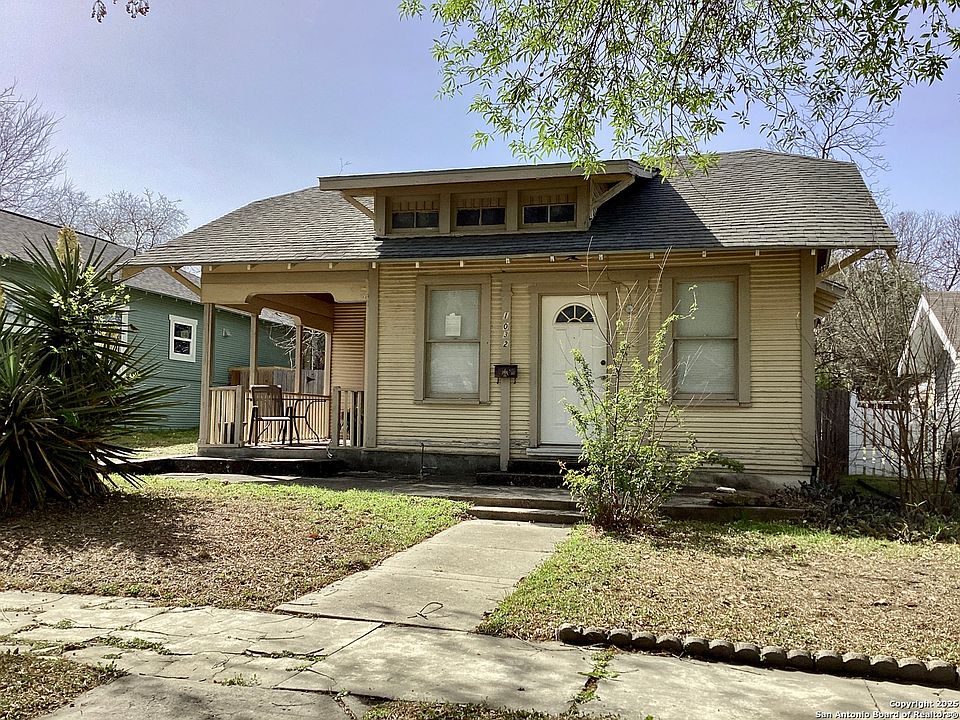 1st image of 1032 W Kings Highway