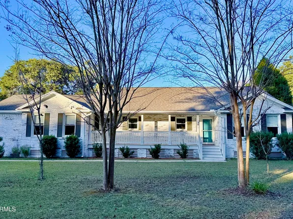 30 Barnwell Drive, Beaufort, SC 29907