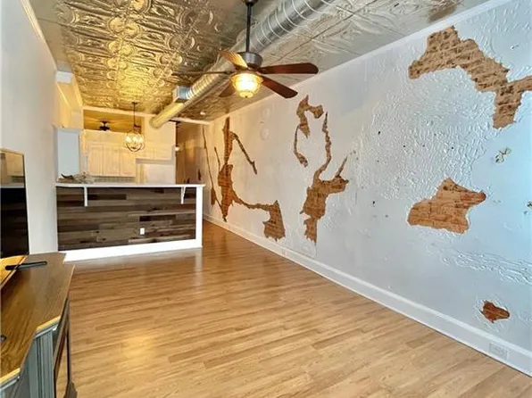 102 N Hill St APT 306, Griffin, GA 30223