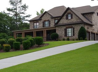 135 Waltham Way, Fayetteville, GA 30214