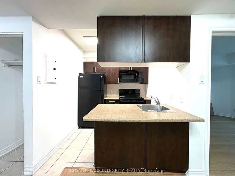 234 Rideau St #504A — Photo 20