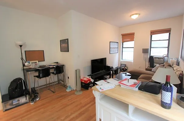 Rented by Dynamik Realty | media 5