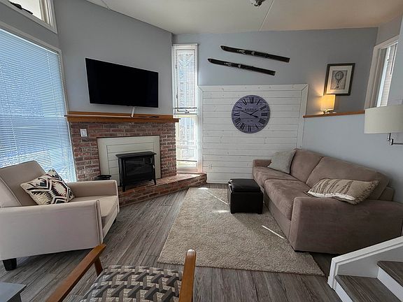 4th image of 42 Lower Phase Road #10