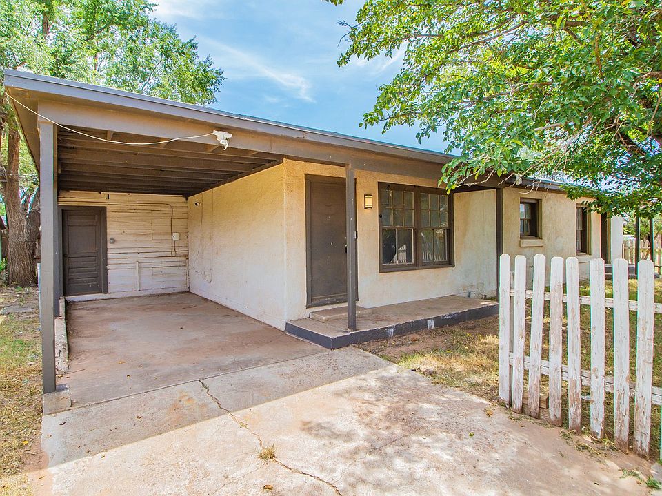 1st image of 305 E Lubbock St