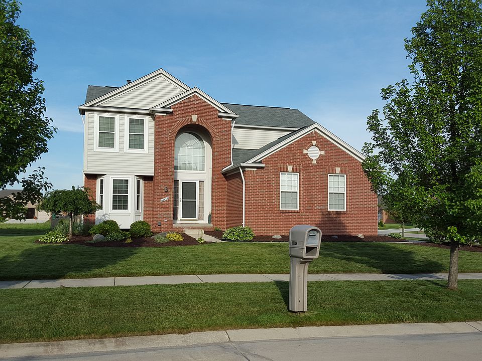 1st image of 56462 Winding Creek Dr