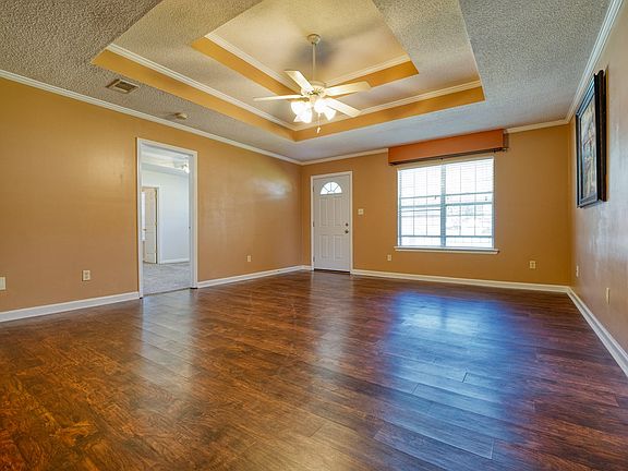 3rd image of 4728 McAllister St
