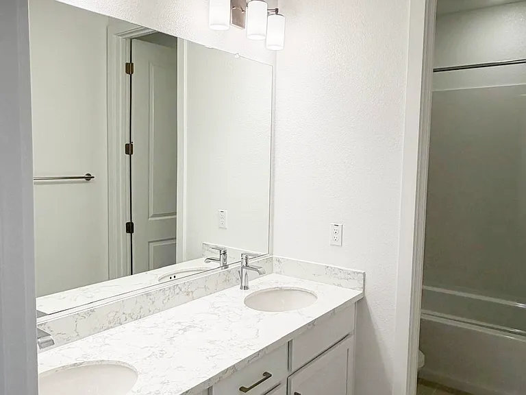 1454 Teak Ave — Photo 5