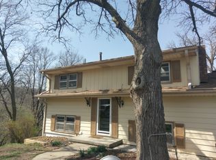 18 Shady Ln, Council Bluffs, IA 51503