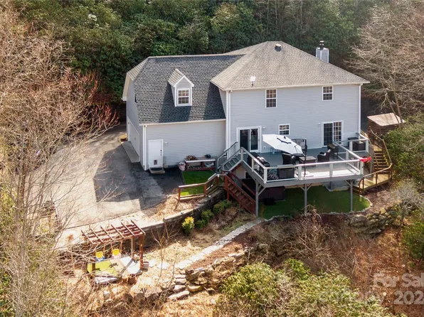 84 Kilt Ln, Fletcher, NC 28732