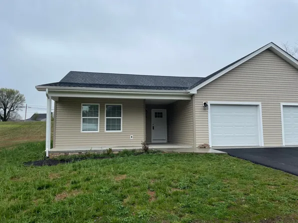 400A Cherry St #A, Glade Spring, VA 24340