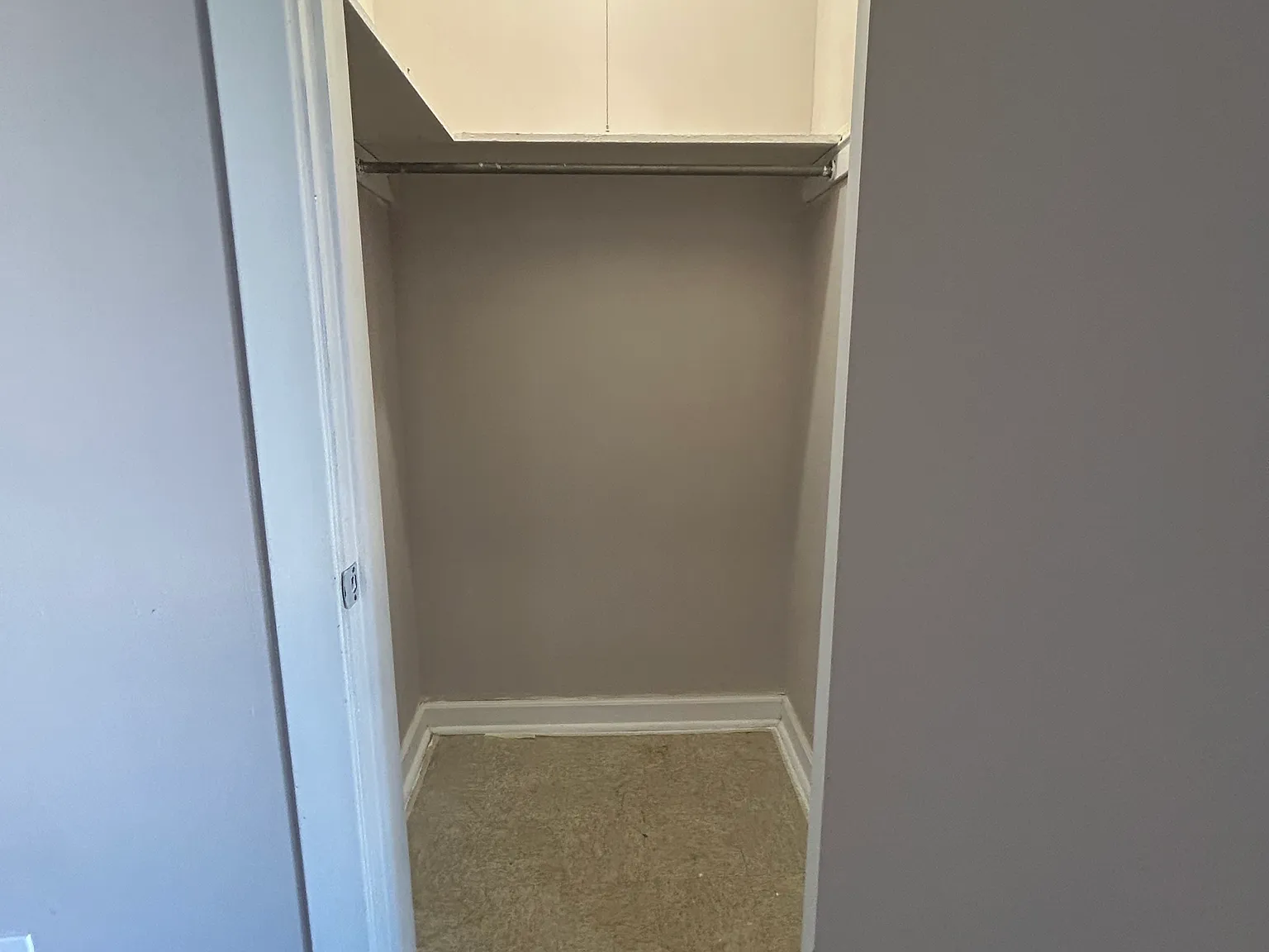 3 bed, $1,600 — Photo 3