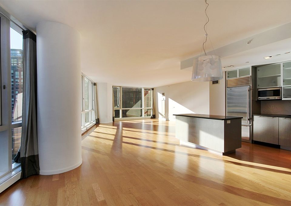 1st image of 200 Chambers St APT 5A