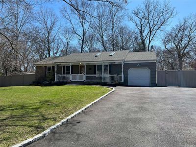16 Southfield Rd, Middle Island, NY, 11953