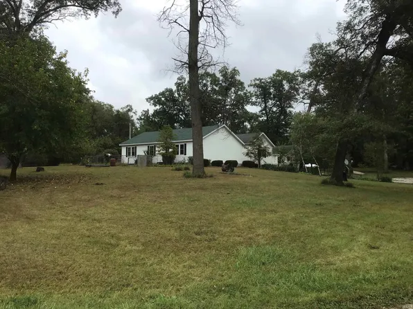 1076 S 600 W, Winamac, IN 46996